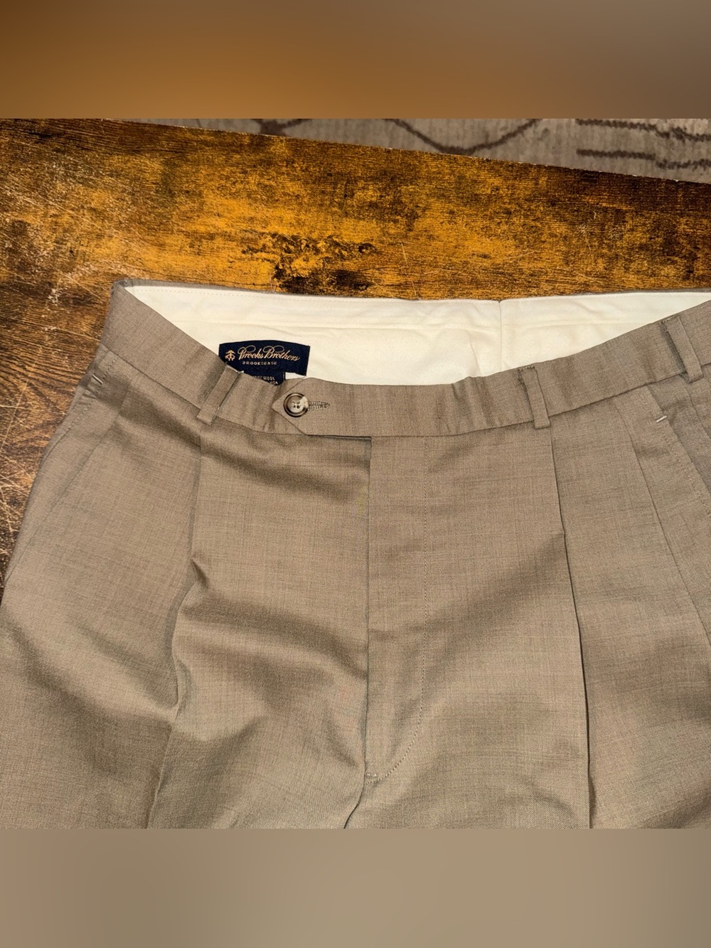Brooks Brothers Men’s Light Brown Flat-Front Dress Shorts